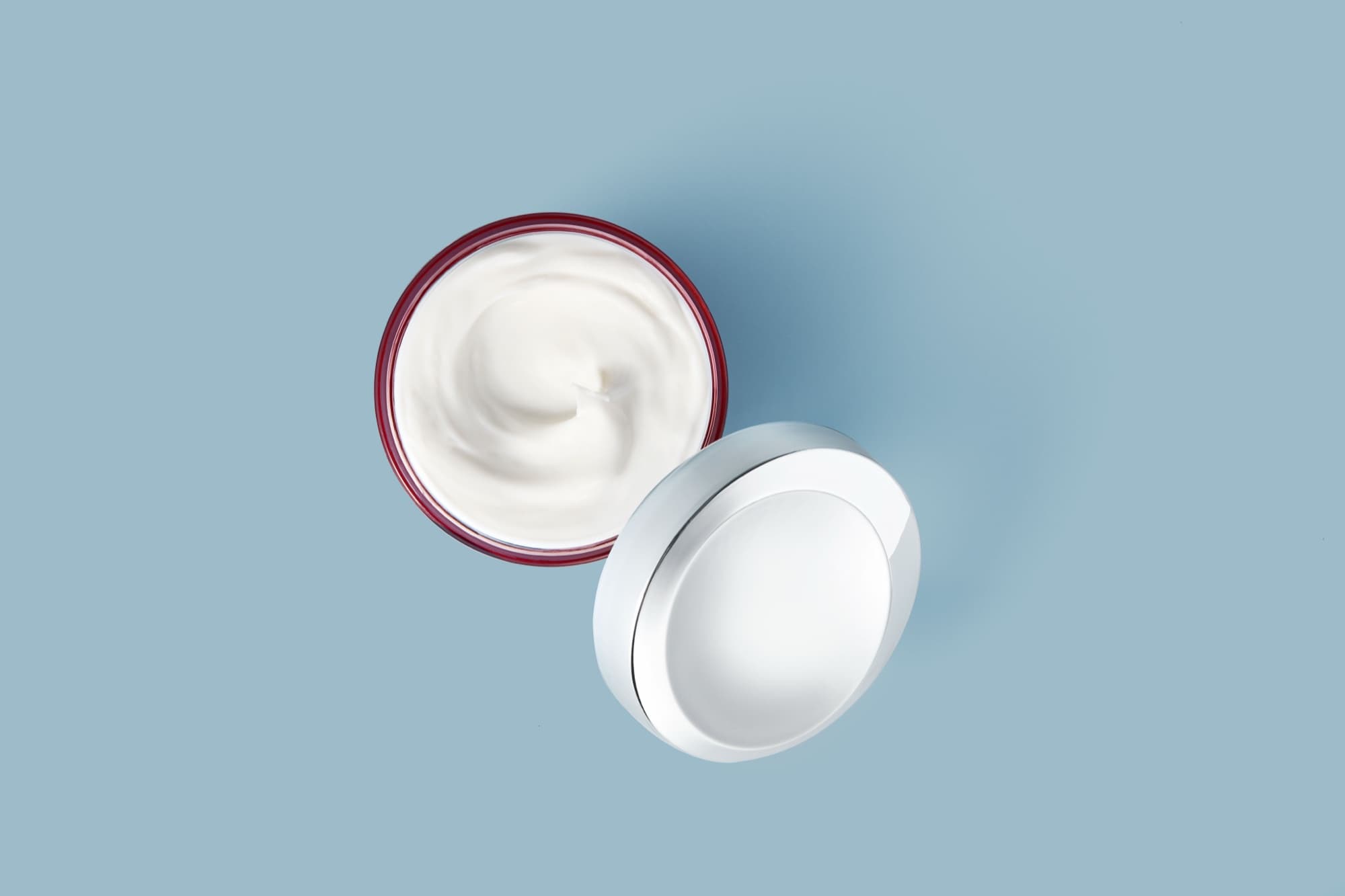 Product photography retouching for advertising — professional commercial retouching